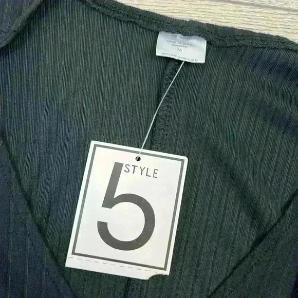 Style 5 Black V-Neck Mini Dress Size M NWT - Picture 5 of 8